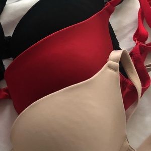 SOLD ✨ Victorias Secret Wear Everyday Push Up Bra